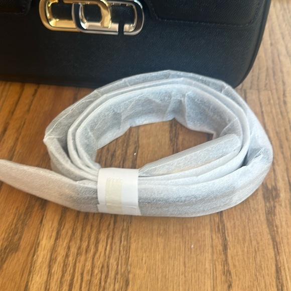 NWOT Marc Jacobs J Link Crossbody Handbag Black - Picture 8 of 9